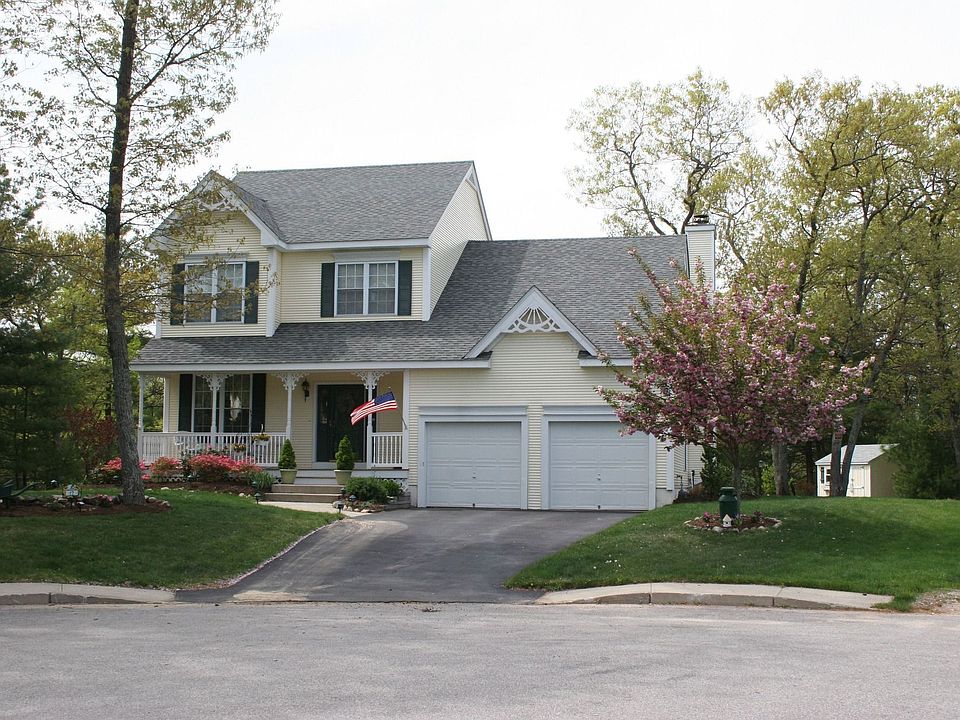 2nd image of 12 Evergreen Ct