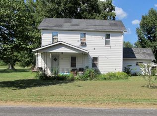 127 E Jefferson St #1, Ashley, IL 62808