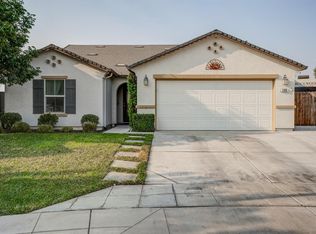 1306 Coconut St, Madera, CA