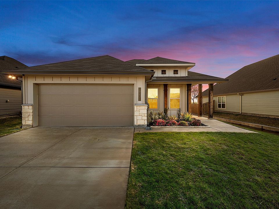 1st image of 10421 Arabella Ln