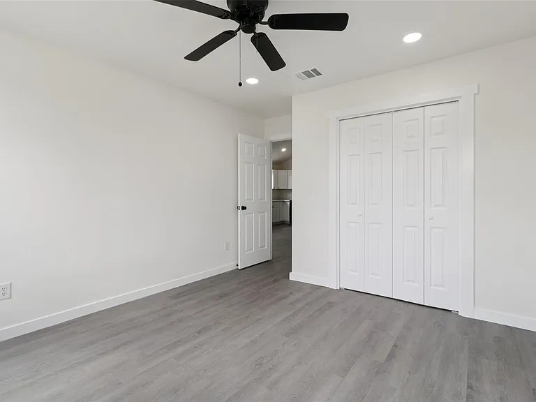 1087 Schubert Ln #D — Photo 15