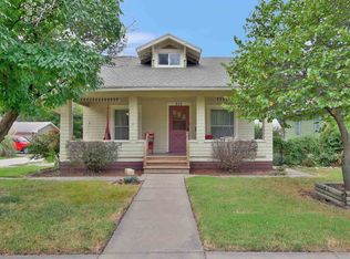 715 N High St, Newton, KS 67114