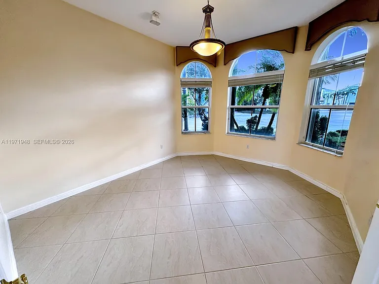 5028 SW 170th Ave — Photo 13