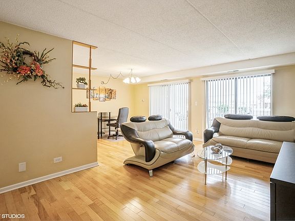 3rd image of 130 E Grand Ave APT 102