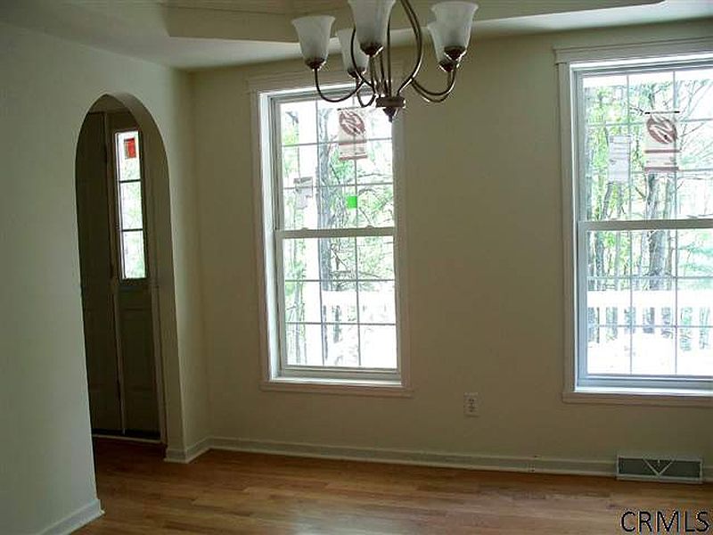 3rd image of 170 PERCY HILL Road