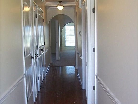3rd image of 6075 Townley Ct