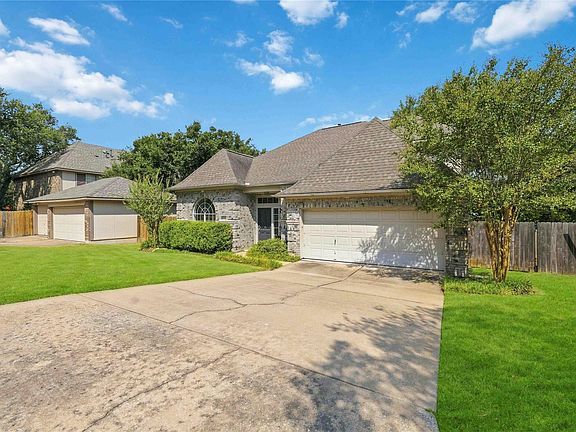 4th image of 6506 Needham Ln