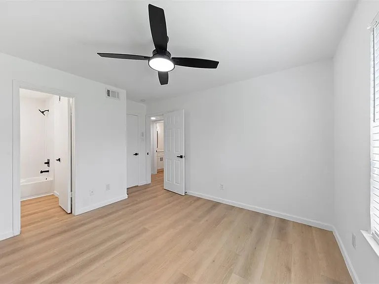 815 Lyle West Ave #C — Photo 15