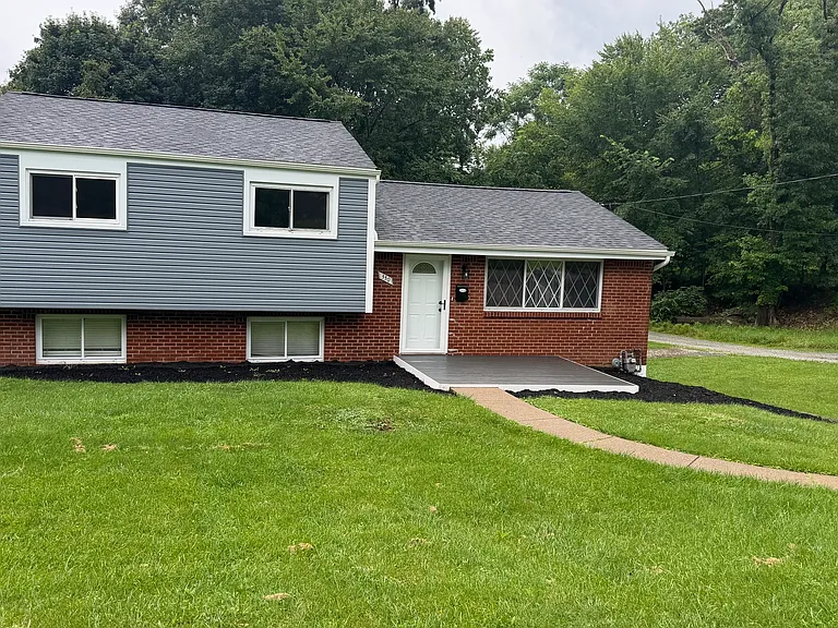 330 College Park Dr — Photo 1