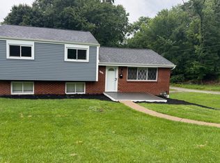 330 College Park Dr, Monroeville, PA 15146