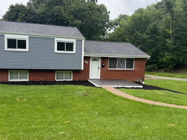 330 College Park Dr, Monroeville, PA 15146
