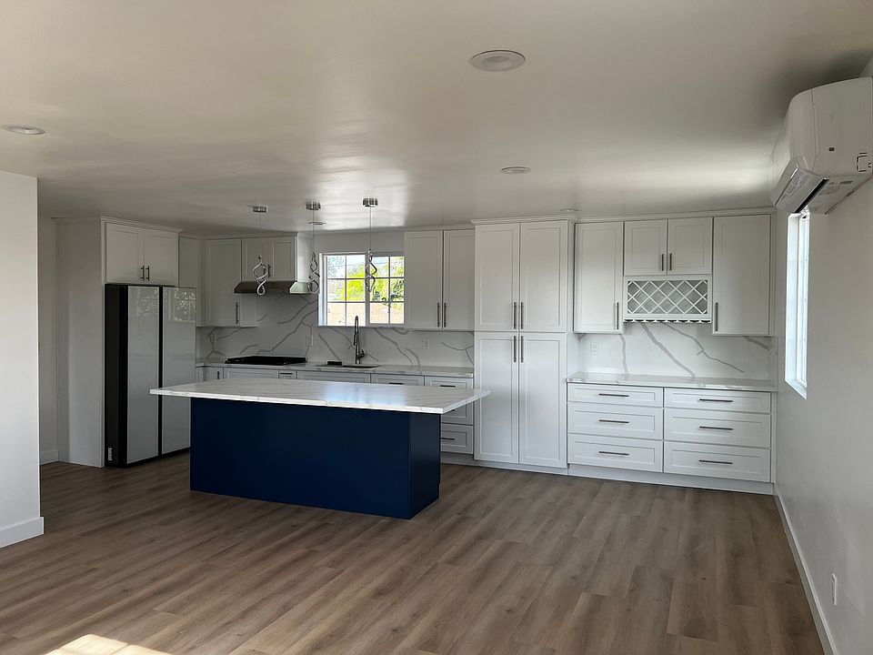1st image of 5845 Clark Ave #1