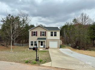 2212 Pinnacle View Dr, Kings Mountain, NC 28086