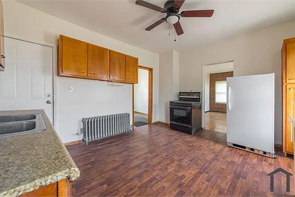 6300 Gertrude Ave #UP — Photo 6