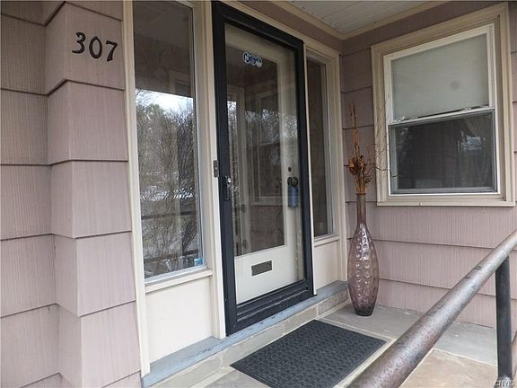 3rd image of 307 Standish Dr