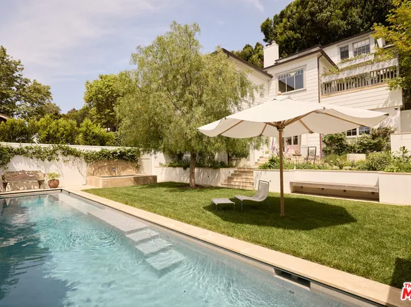 239 W Channel Rd, Santa Monica, CA 90402