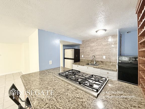 2nd image of 89 Dunelm St #2