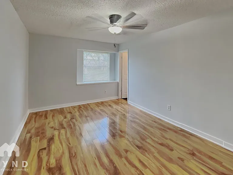 8466 Gallahad St — Photo 7