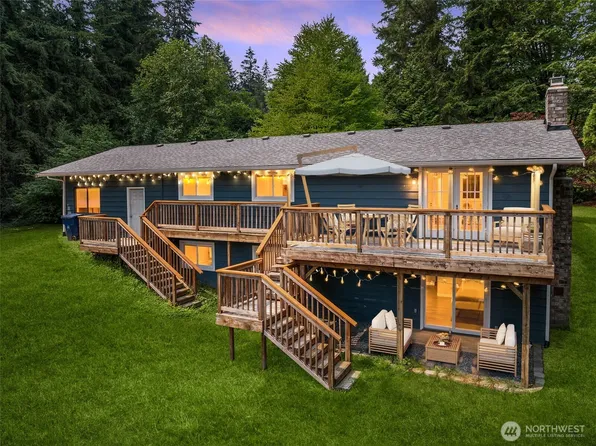 17030 174th Avenue NE, Woodinville, WA 98072