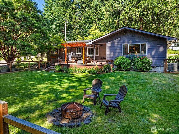2nd image of 3127 78th Avenue SE