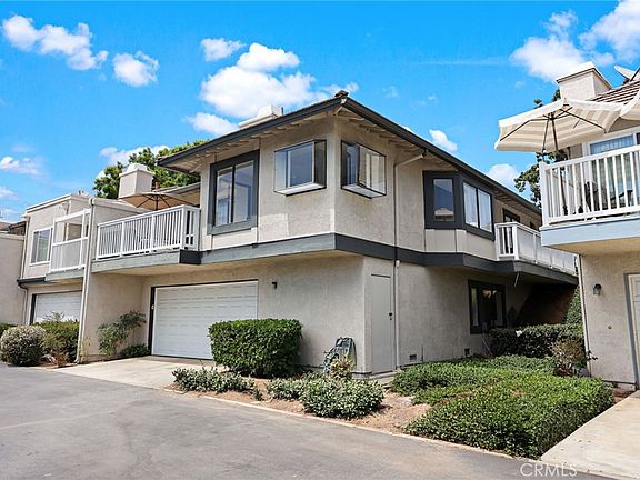 4th image of 2475 Woodfield Dr