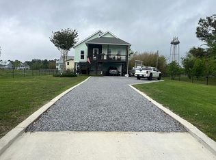 321 Coleman Ave, Waveland, MS 39576