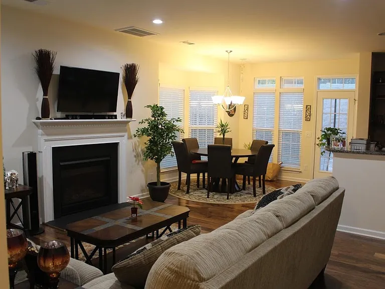 417 Christiane Way — Photo 11