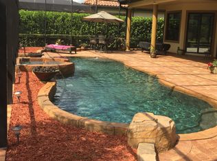 6457 Costa Cir, Naples, FL 34113