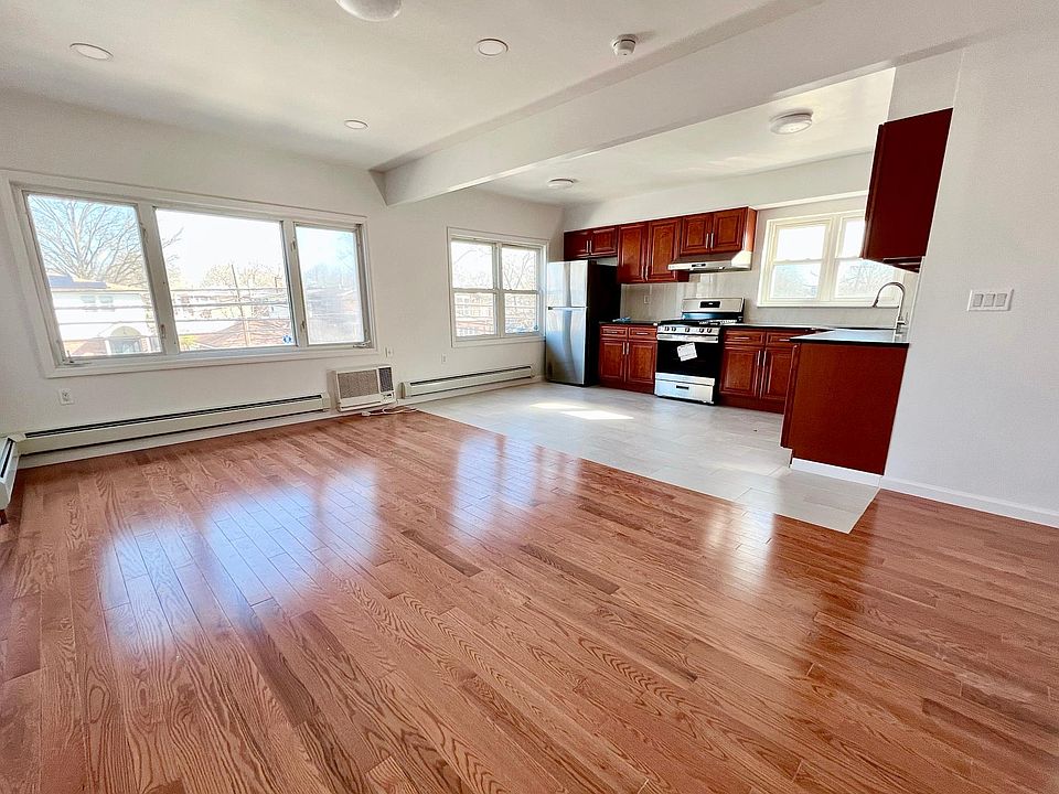 1st image of 198-10 53rd Ave #3