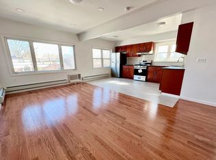 198-10 53rd Ave #3, Fresh Meadows, NY 11365