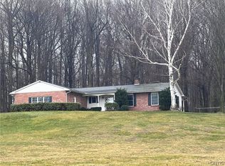 5700 Fikes Rd, Memphis, NY 13112