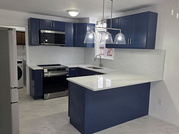 2nd image of 4924 Roywood Rd