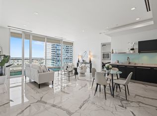 2408 Victory Park Ln APT 1140, Dallas, TX 75219