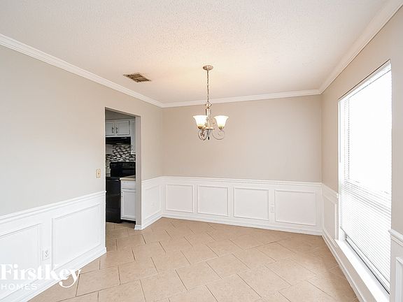 5th image of 11461 Fort Caroline Lakes Dr