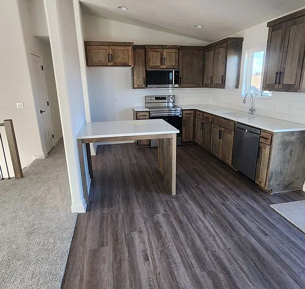 21504 Arabian Rd — Photo 4