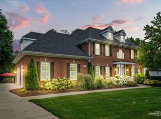 900 Sheehan Ave, Glen Ellyn, IL 60137