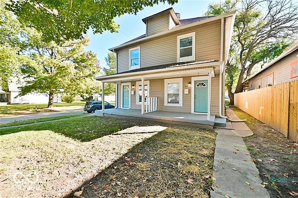 1237 N Oxford St photo 1