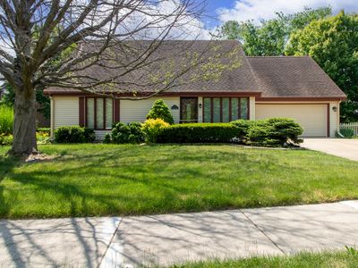 1 Chatsford Ct, Bloomington, IL, 61704