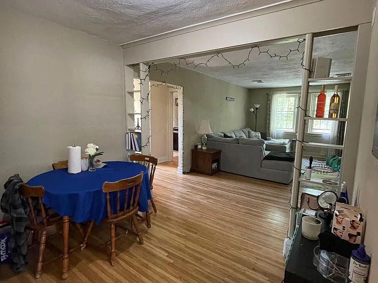 940 Amherst St #12 — Photo 17