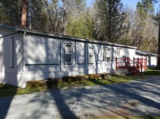 3295 Elk Ln, Grants Pass, OR 97527