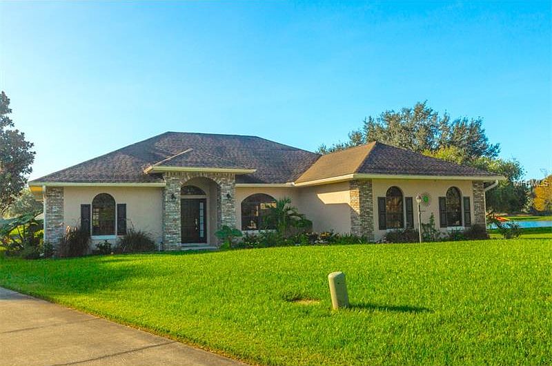 1st image of 1215 Grey Fox Hollow Dr