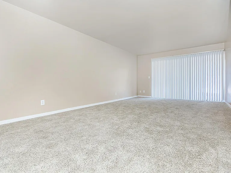 3 bed 2 bath interior