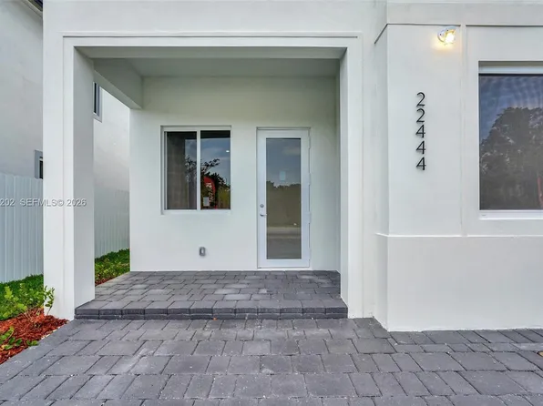 22555 SW 125th Ave #13A, Miami, FL 33170