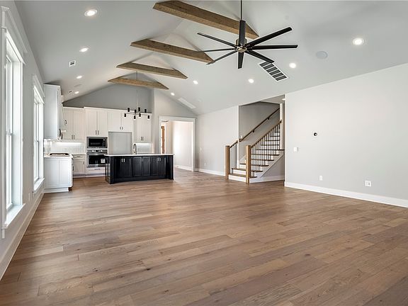 5th image of 3604 SW Starburst Ave