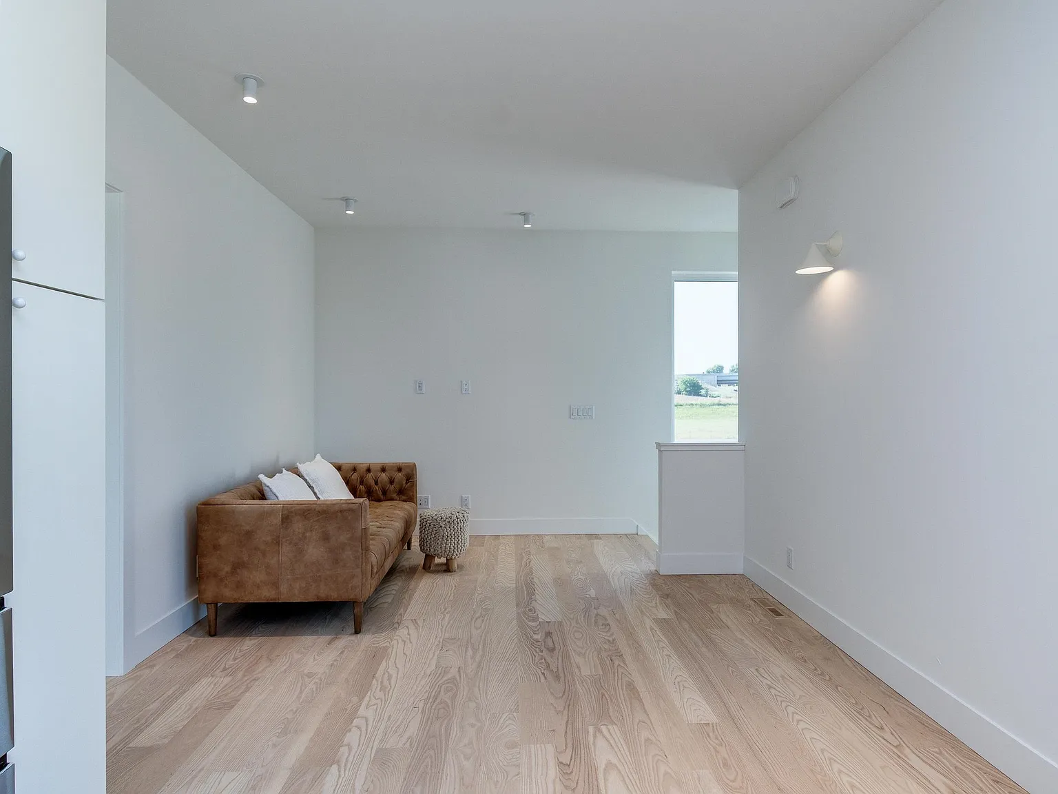 1 bed, 1.0 bath, 654 sqft, $1,995 — Photo 4