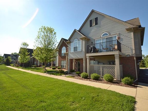 2nd image of 3130 Primrose Ln