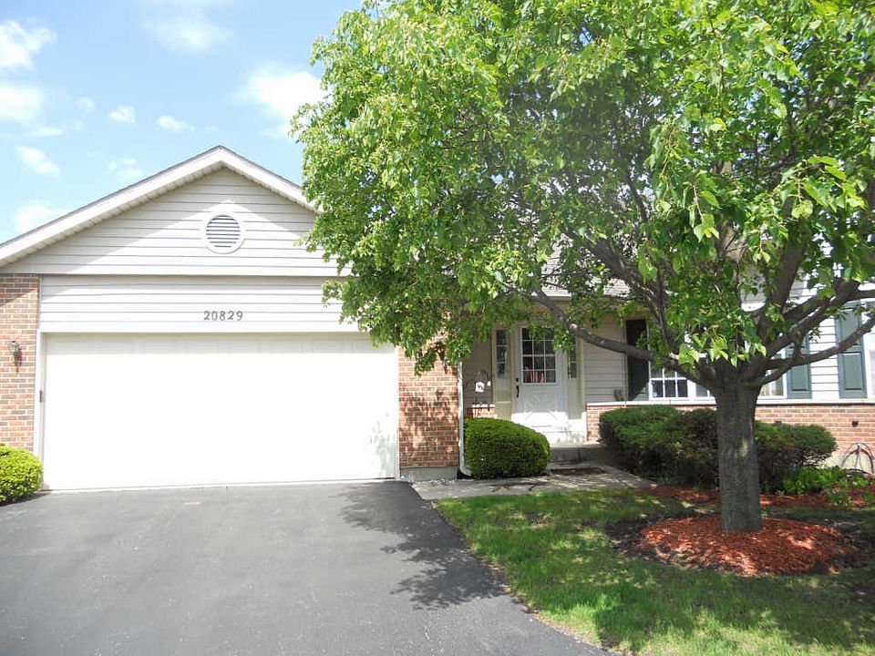 1st image of 20829 W Periwinkle Ct
