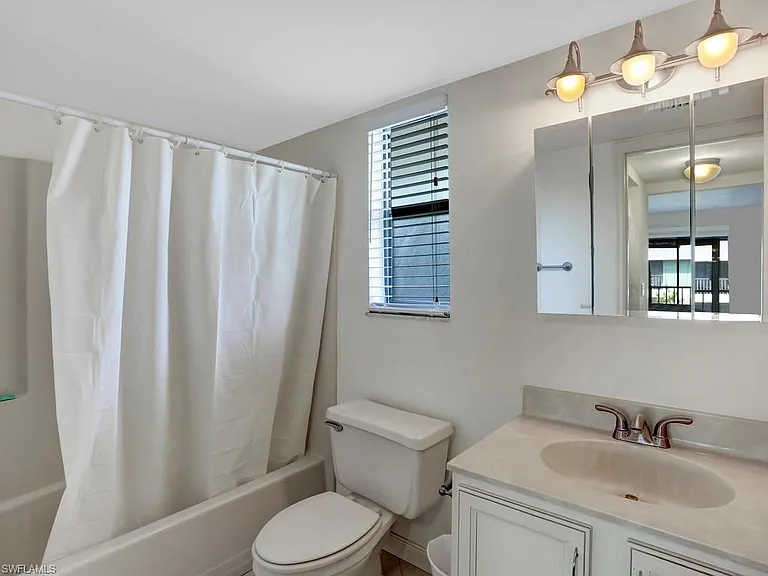 5501 Rattlesnake Hammock Rd #209-1 — Photo 17