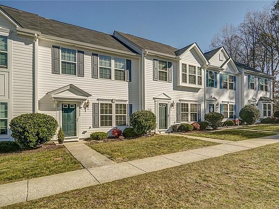 3rd image of 3909 Beethoven Ct