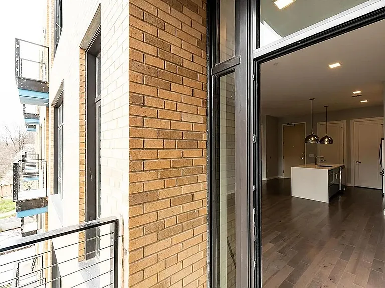 4101 Laclede Ave #312 — Photo 31